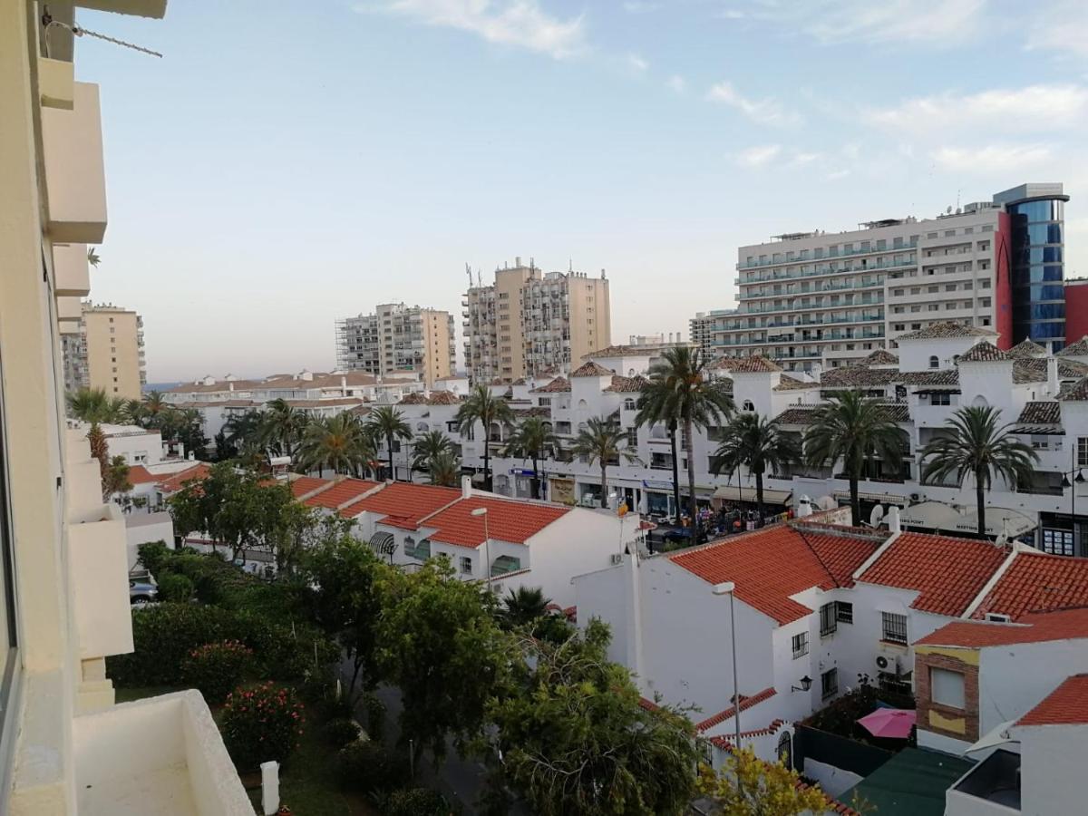 Apartamento Apartamento en la playa con piscina Benalmádena Exterior foto